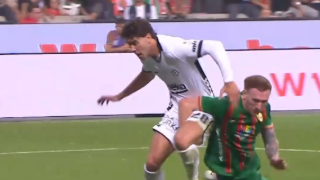 amed sf - BEŞİKTAŞ — VERİLMEYEN PENALTI